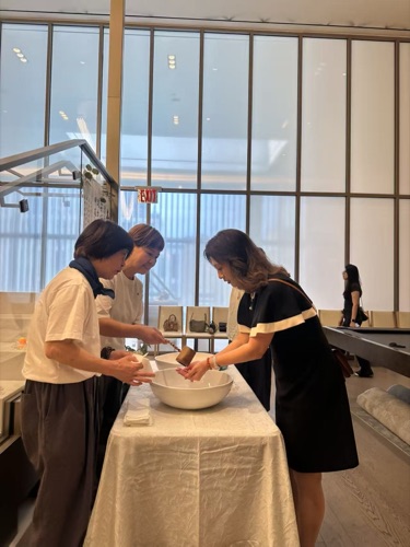 AAWCC NY event gallery photo 18 — Asian American Women's Chamber of Commerce New York