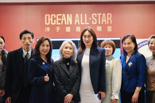 AAWCC NY event gallery photo 387 — Asian American Women's Chamber of Commerce New York